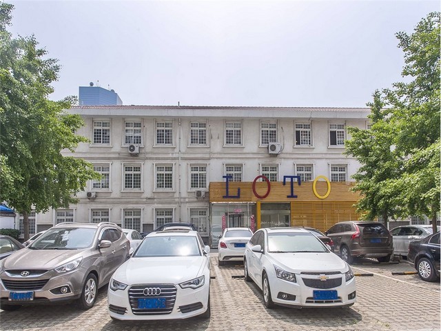 上海新天地户外媒体价格